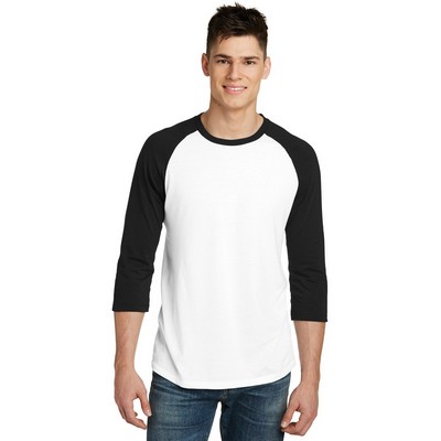 District Young Mens Very Important Tee 34-Sleeve Raglan.: XS - XL