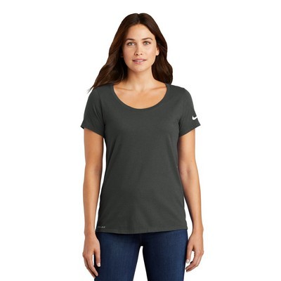 Nike Ladies Dri-FIT CottonPoly Scoop Neck Tee.: S - XL