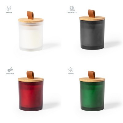 candle aromatic in glass jar with bamboo lid