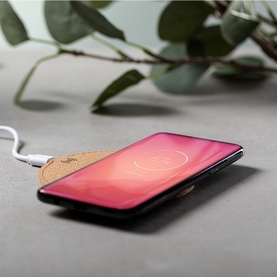 Wireless charger made from natural cork Kibox